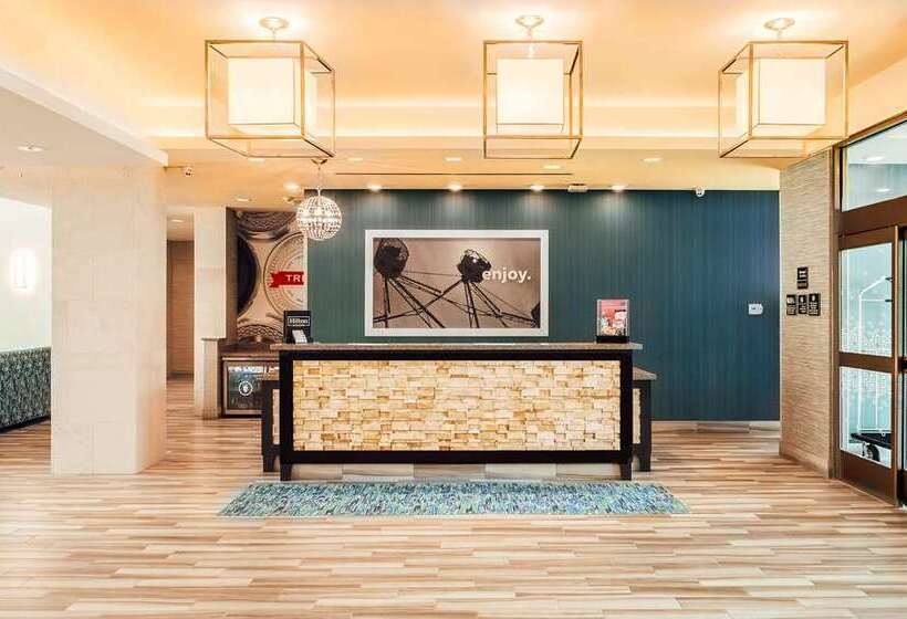 هتل Hampton Inn & Suites Mission Viejo
