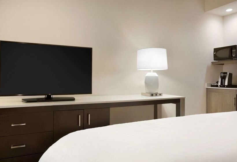 هتل Hilton Garden Inn Downtown Birmingham