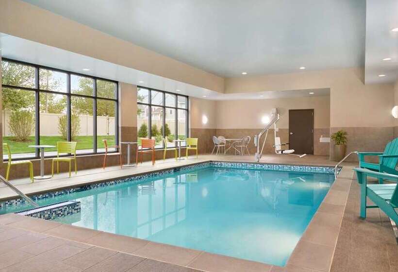 هتل Home2 Suites By Hilton Joliet/plainfield