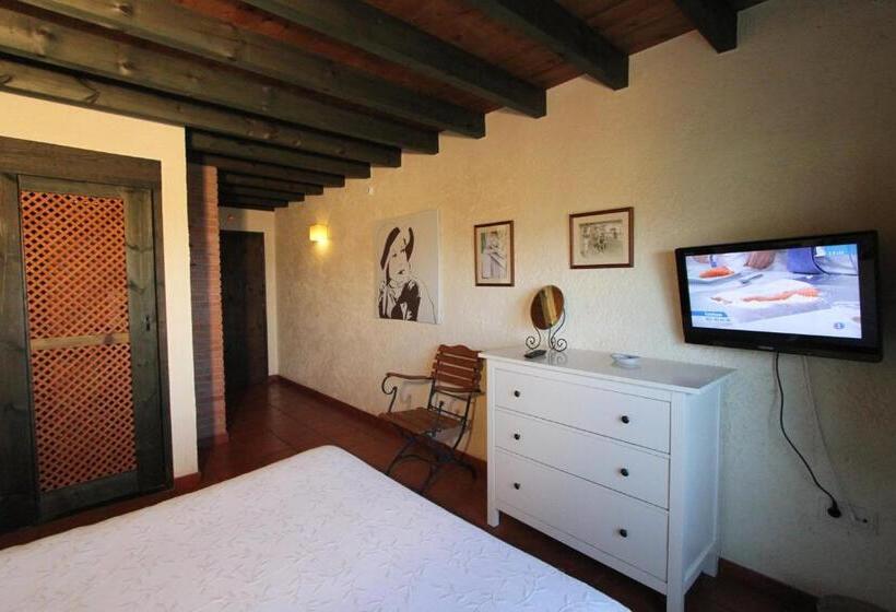 هتل Paraje Del Asturcon   Adults Only