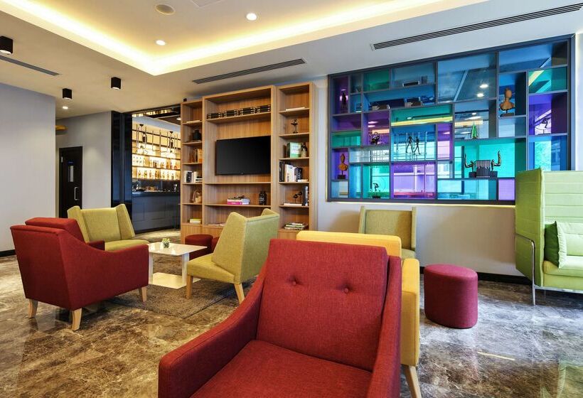هتل Park Inn By Radisson Izmir