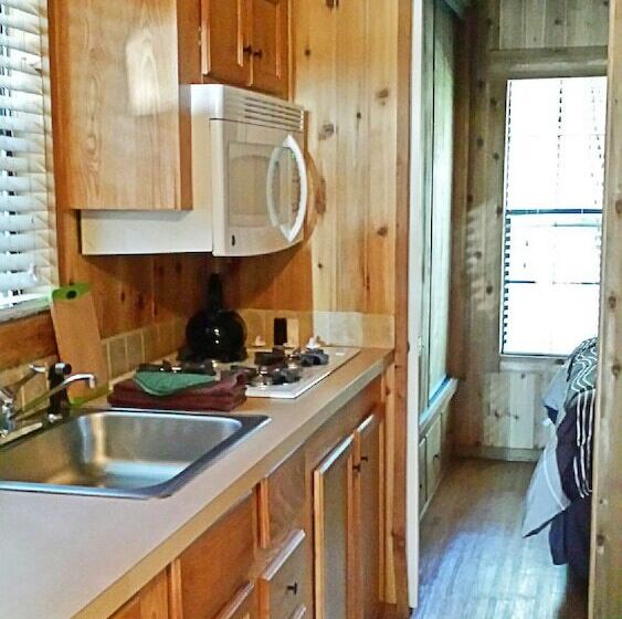 ホテル Snowflower Rv Resort