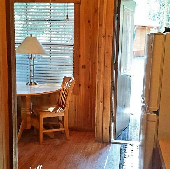 ホテル Snowflower Rv Resort