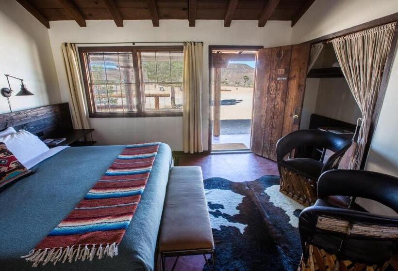 Pioneertown Motel