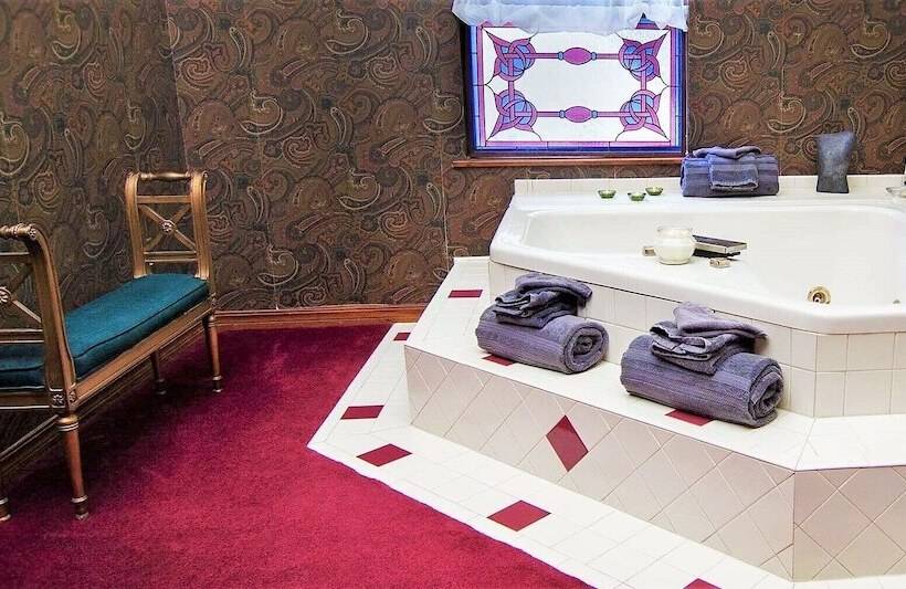 تختخواب و صبحانه Benton Place Inn