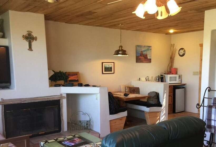 مبيت وإفطار Spur Cross Inn