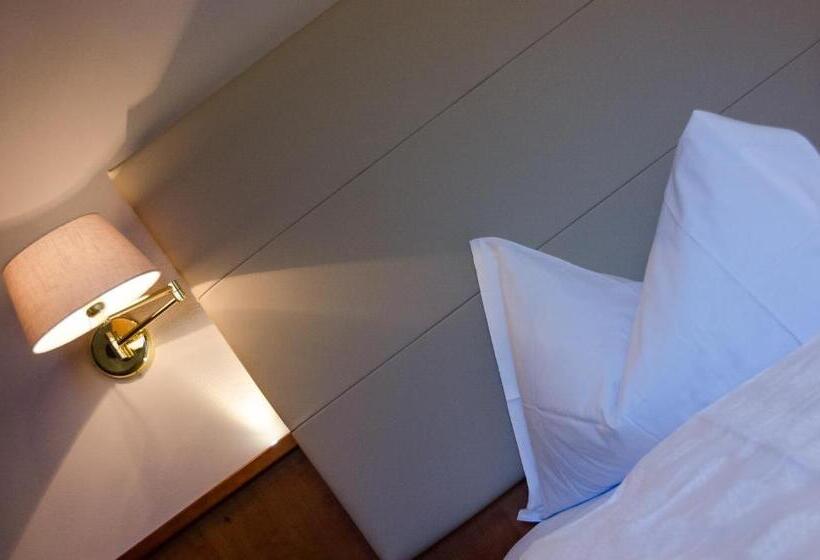 Bed and Breakfast Tirolerin Garni