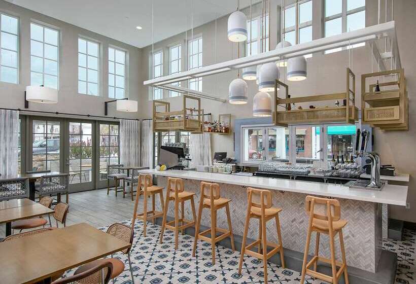 فندق Inn At The Pier Pismo Beach, Curio Collection By Hilton