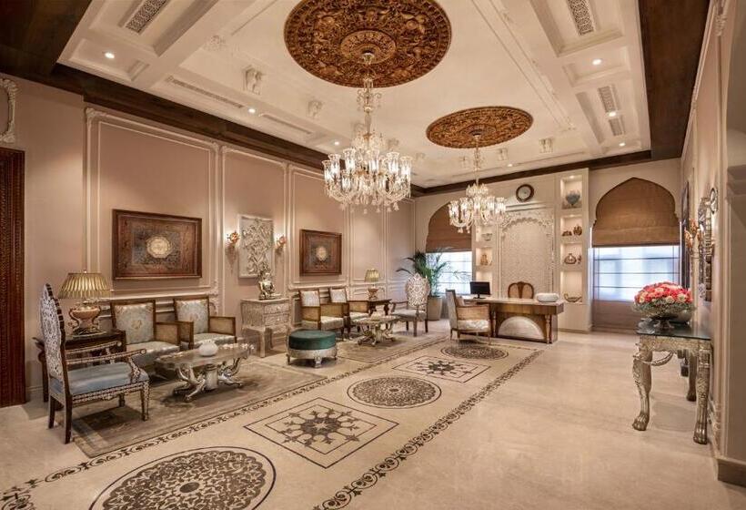 호텔 Noormahal Palace
