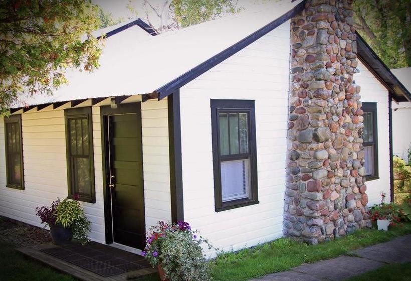 Отель Rainbow Shores