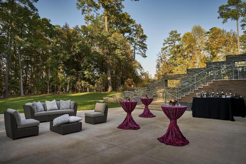 The Stateview Hotel, Autograph Collection