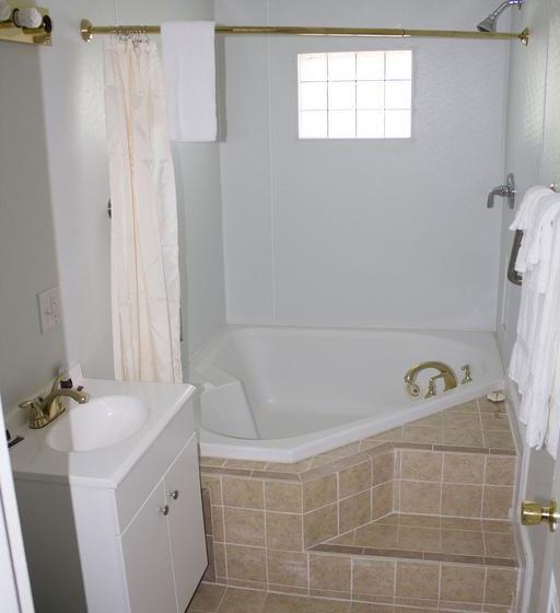 汽车旅馆  Budget Inn