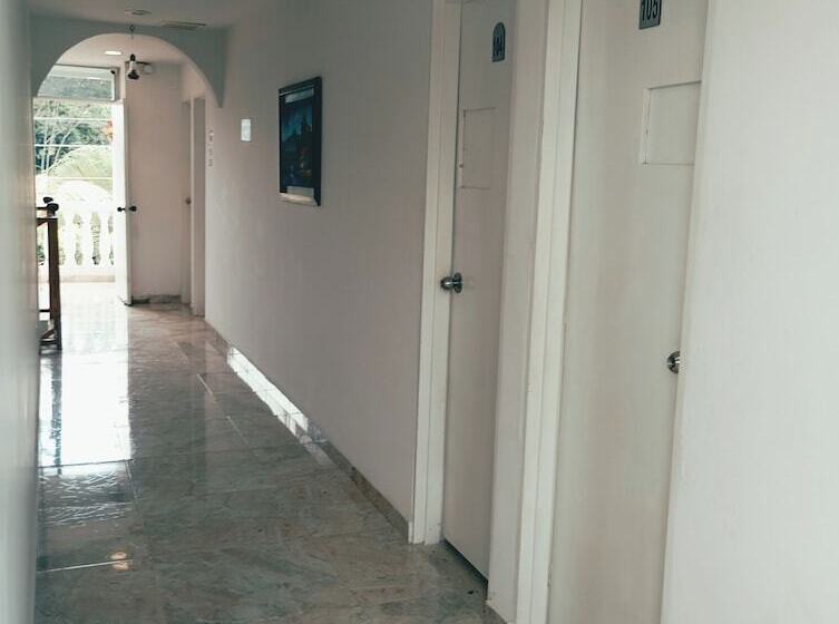 هتل Real Palace Tulua