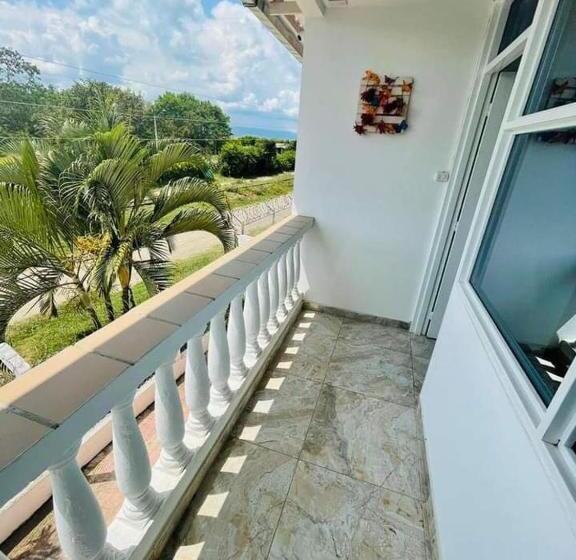 هتل Real Palace Tulua