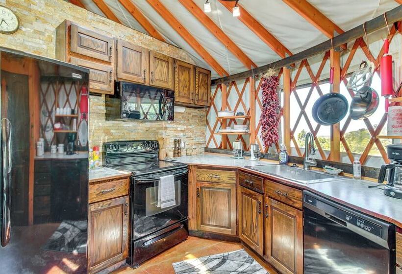 Mountainside Yurt W/ Views < 3 Mi To Black Canyon!