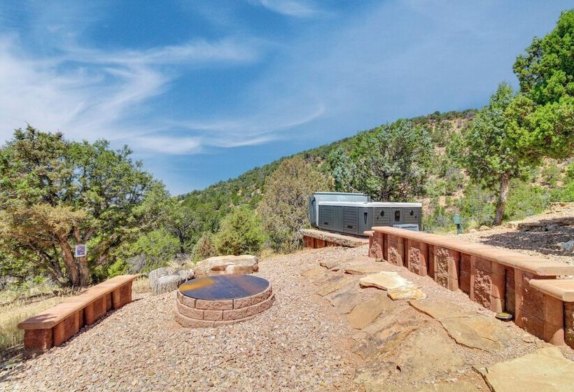 Mountainside Yurt W/ Views < 3 Mi To Black Canyon!