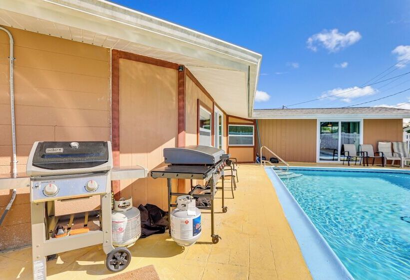 Peaceful Port Charlotte Home W/ Private Pool!