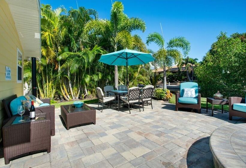پانسیون Luxe 3br Siesta Key Home Pool