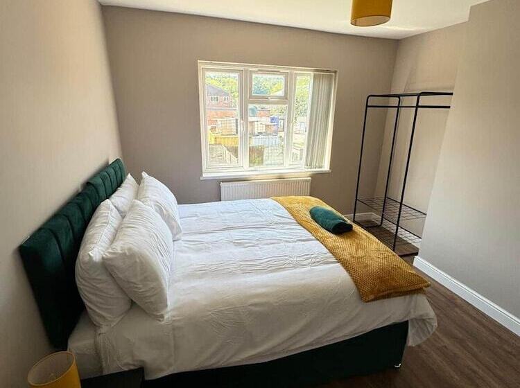 اقامتگاه Cosy 3 Bed House In Birmingham With Free Parking