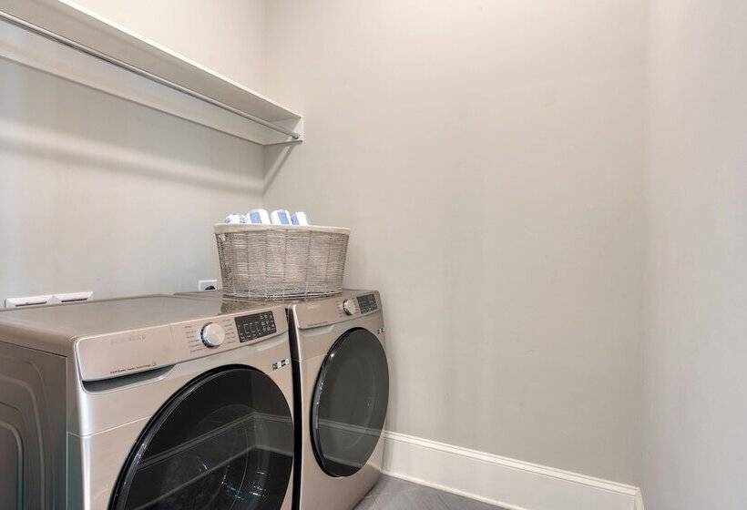 Shine On The Shore By Avantstay Pool + Golf Cart