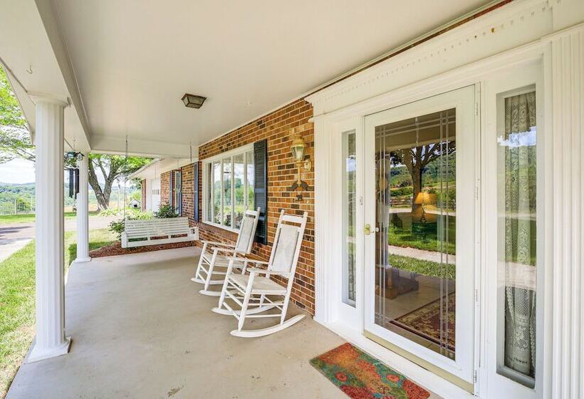 Blue Ridge Mtn Views: Ranch Style Home In Sparta!