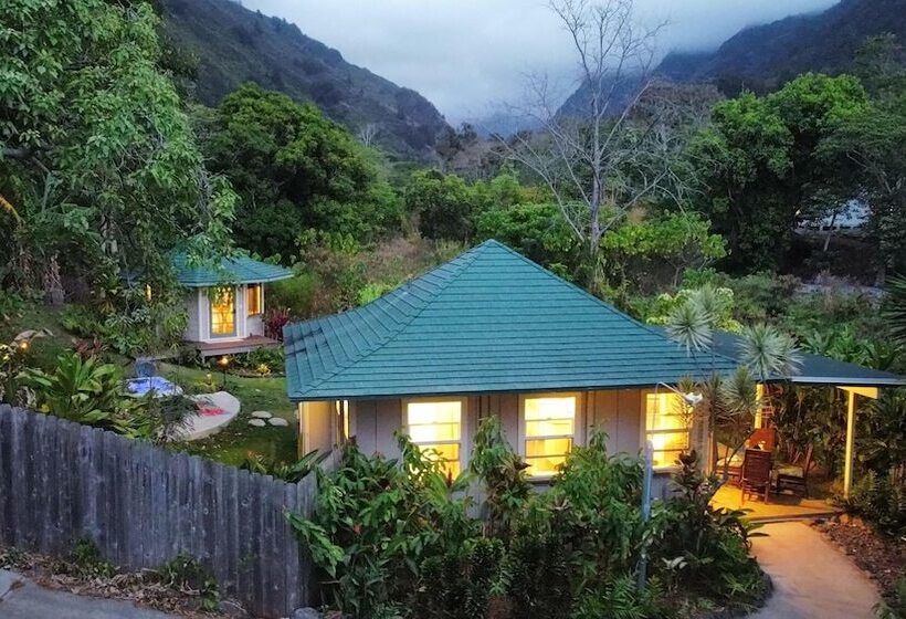 צימר Iao Valley Inn