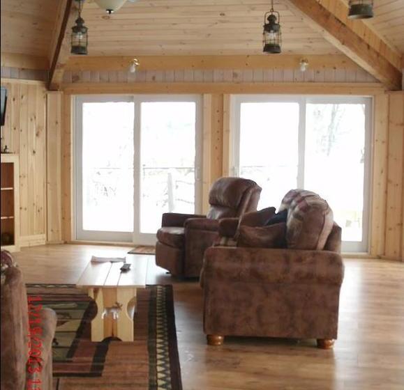 تختخواب و صبحانه Red Bridge Inn