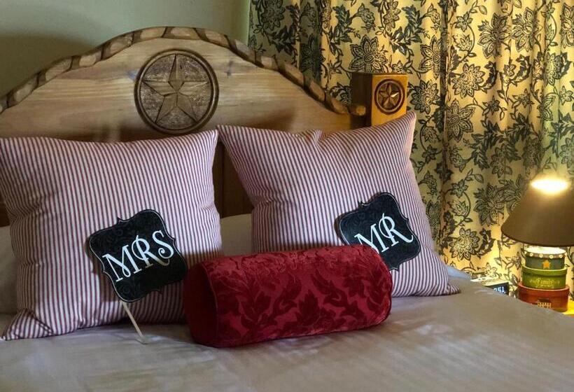 민박 The Old Liberty Schoolhouse