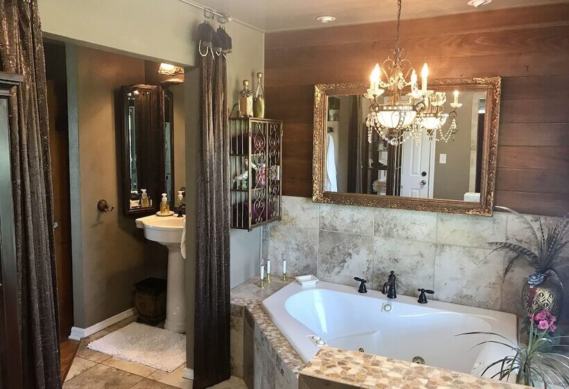 민박 The Old Liberty Schoolhouse