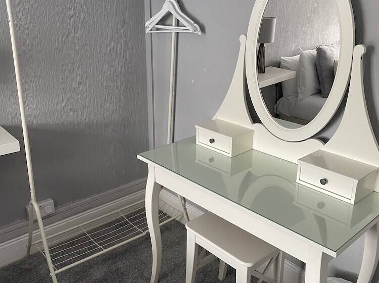 צימר The Six Bells