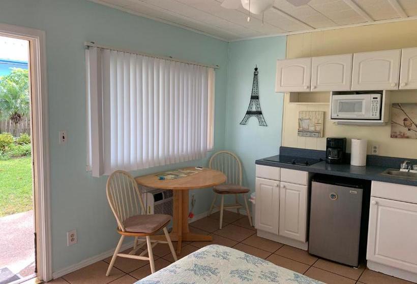Carousel Motel  Redington Shores