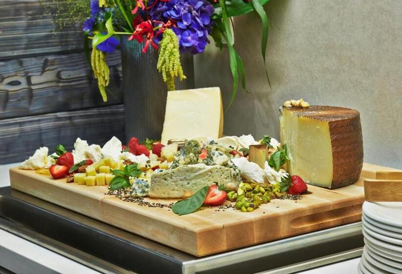 فندق Aloft Seattle Redmond