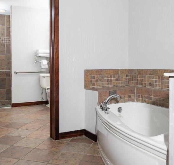 هتل Club Wyndham Glacier Canyon