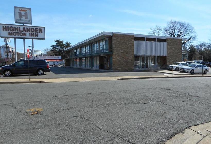 هتل Highlander Motor Inn