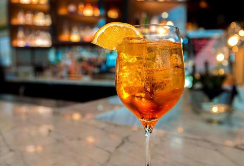 ホテル Le Méridien Denver Downtown