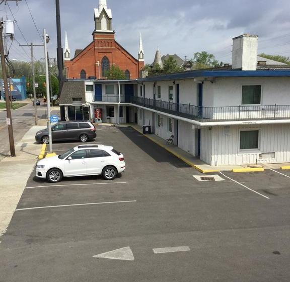 Inn Towne Motel