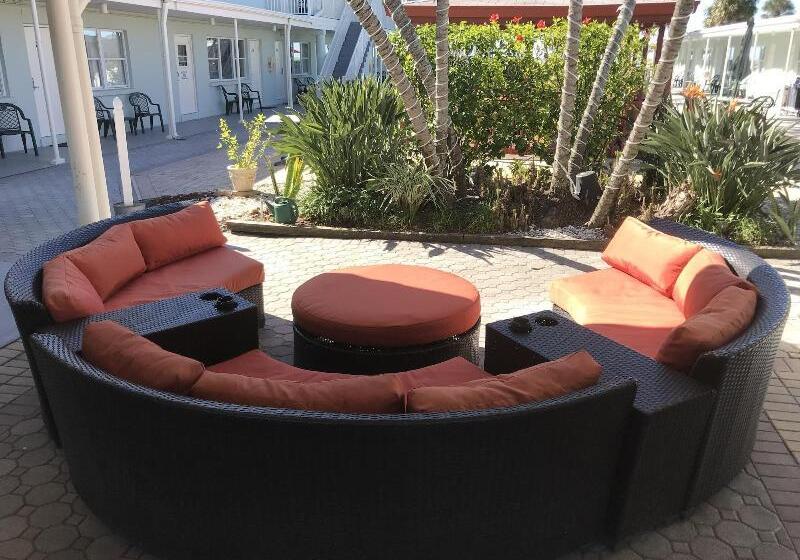 Мотель Miramar Beach Resort
