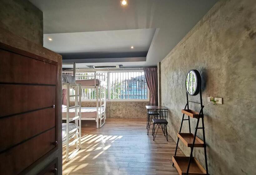 هتل Hi Samui Hostel
