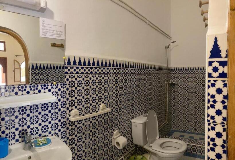 هاستل Auberge Du Marabout