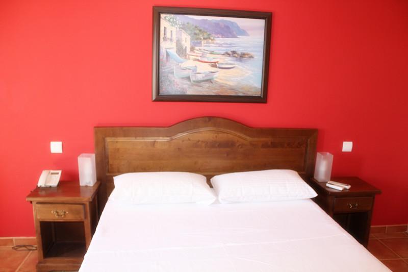 הוסטל Hostal Don Lucas