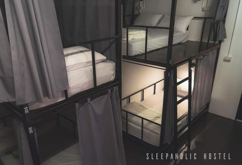 Sleepaholic Hostel