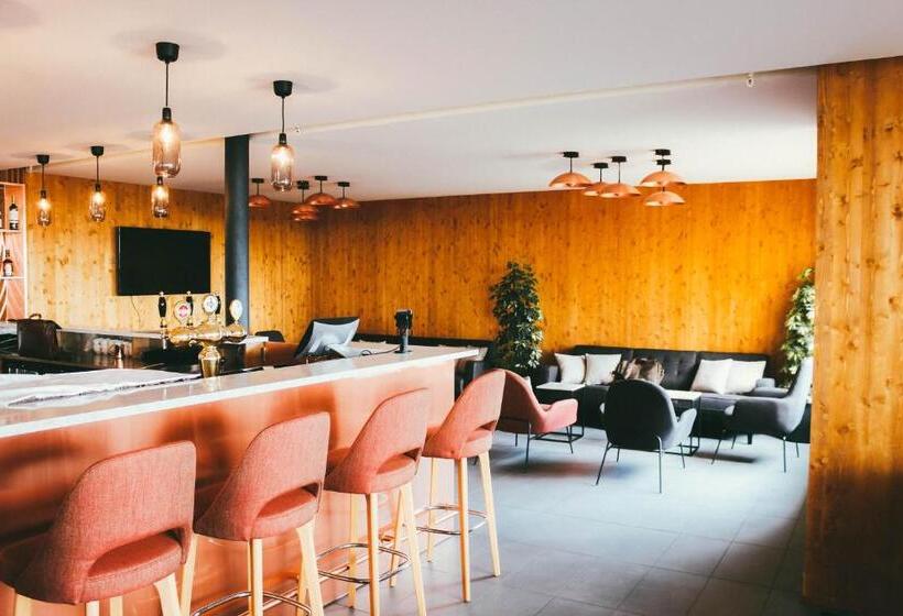 فندق Fosshótel Mývatn