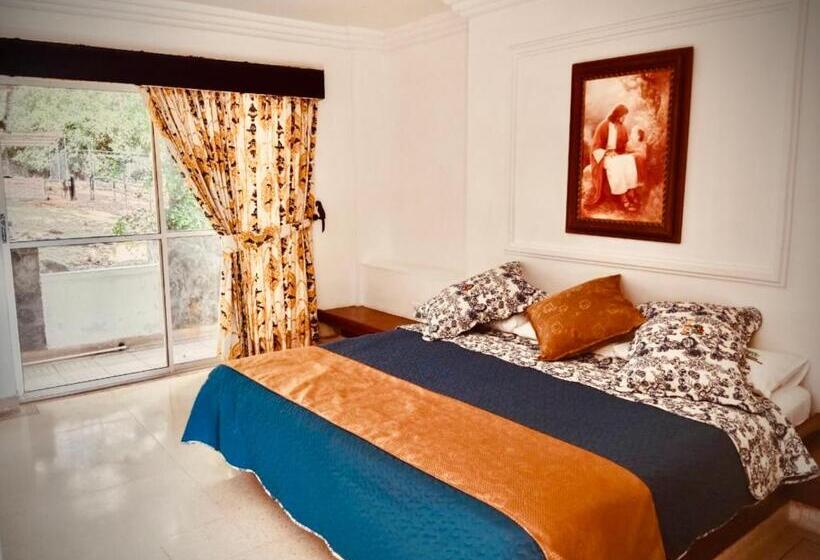 בית מלון כפרי Posada San Sebastian