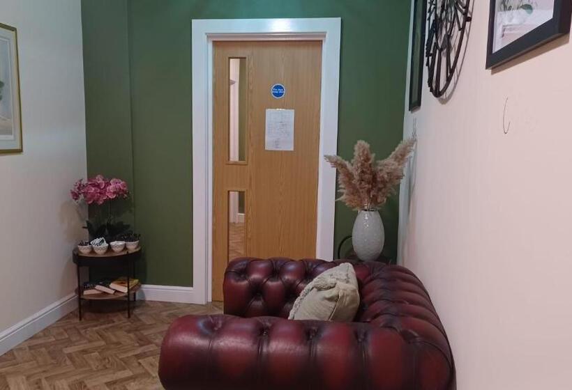 فندق The Renishaw Rooms