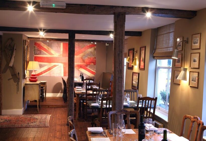 فندق The White Hart