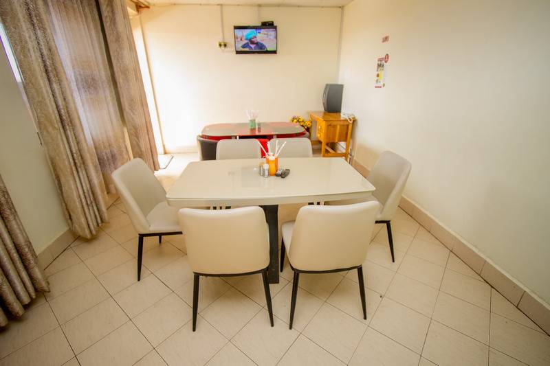 Hotel Wamala Lake View