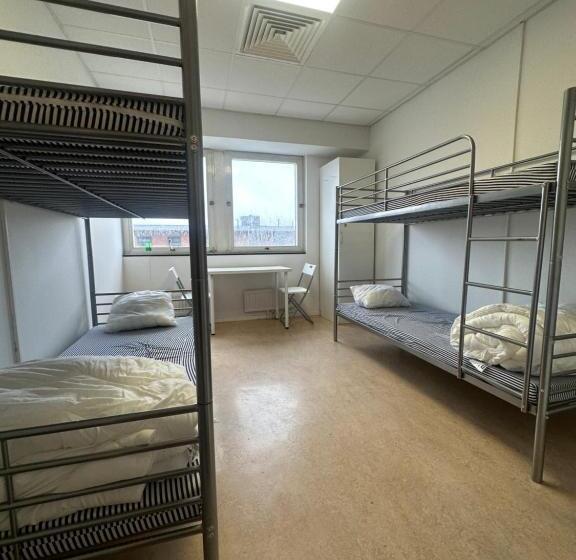 Hostel By Bromma