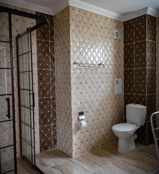 Hotel семеен хотел прованс ахелой