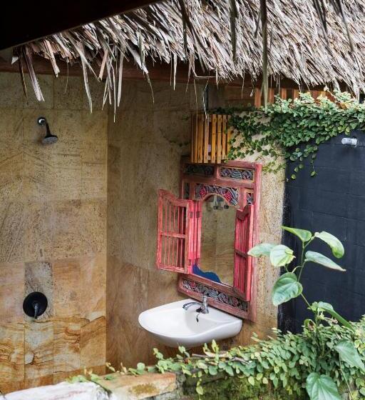 هتل Casa Nemo Beach Resort & Spa