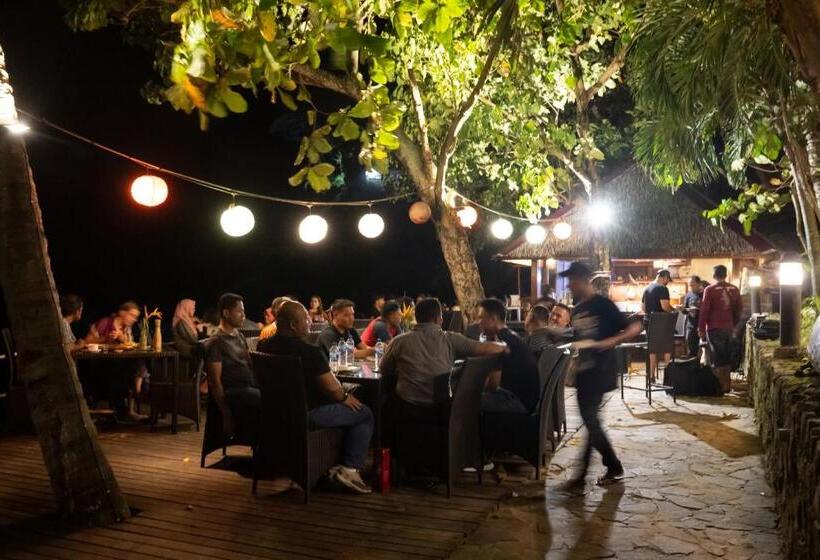 هتل Casa Nemo Beach Resort & Spa